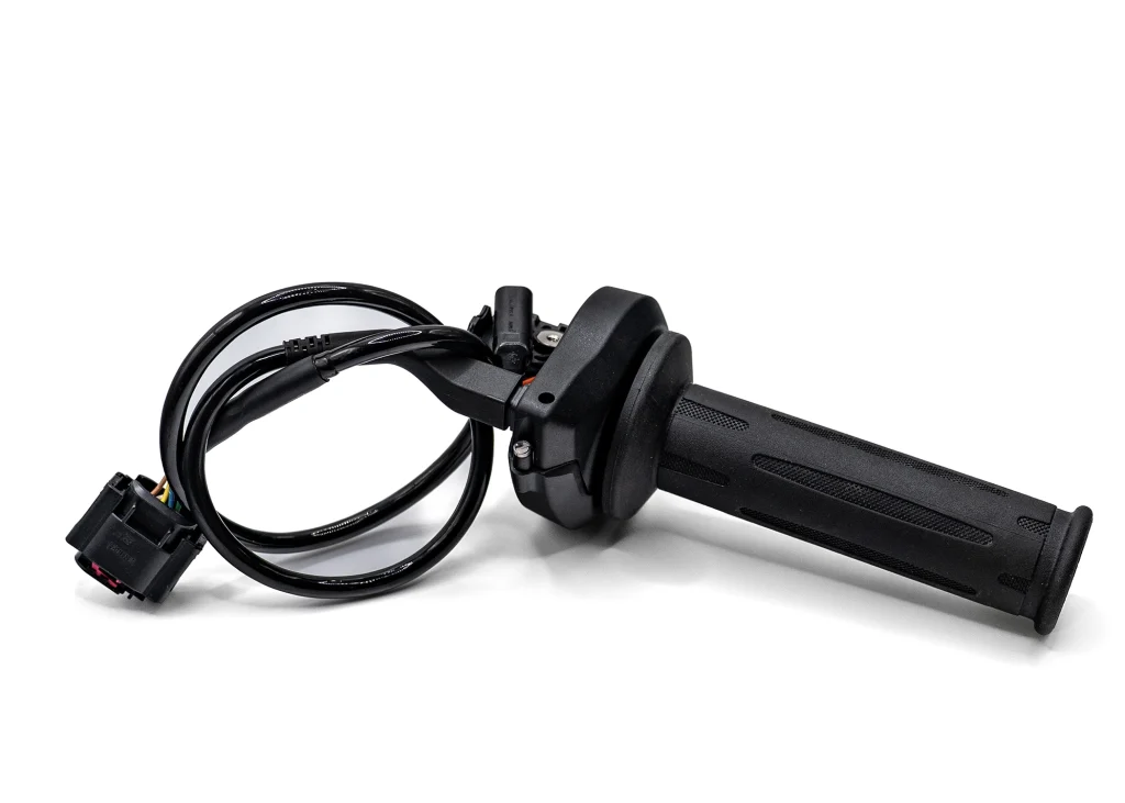 Short-stroke throttle grip